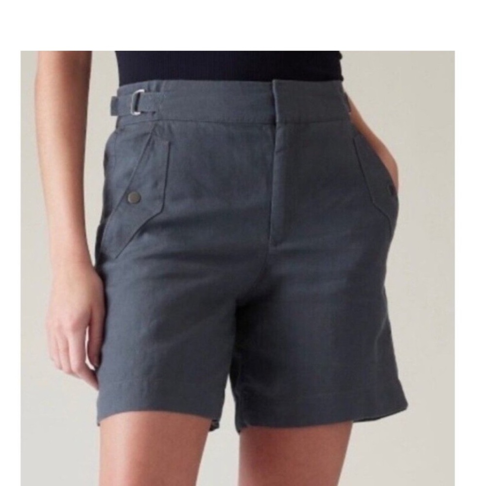 Brand new Athleta voyager linen short. NAVY 2 Never worn wonderful linen!